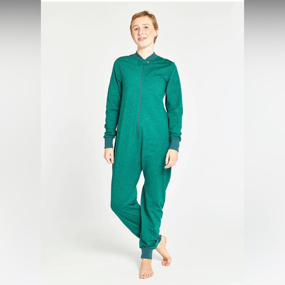 Oiselle lux yeti snuggle suit